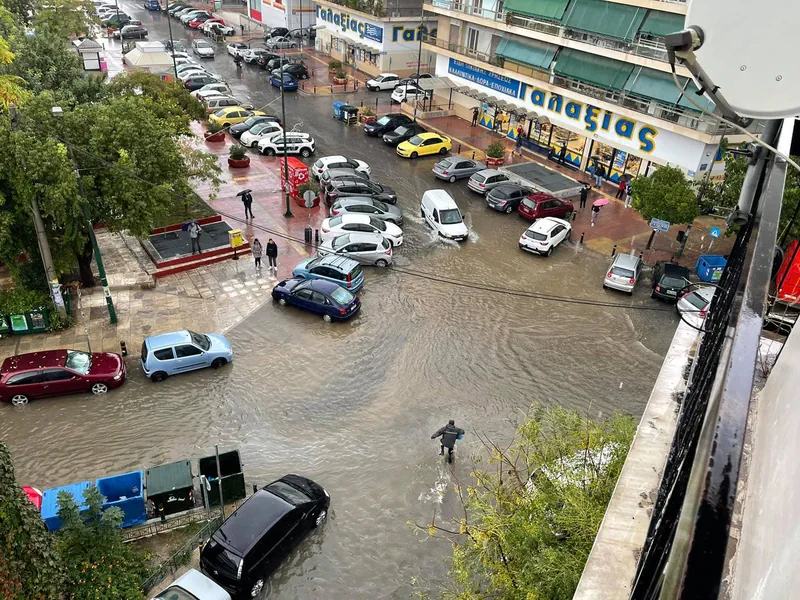 φωτογραφία απο παλαιότερες πλημμύρες στην περιοχή του μετρό Σεπολίων μετά από μία συνήθη βροχόπτωση