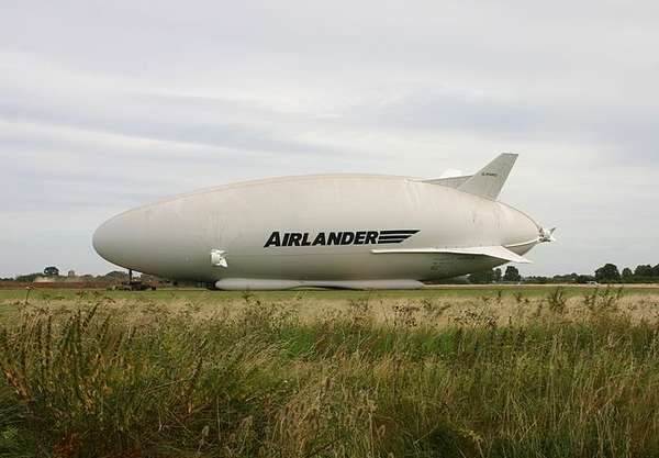 Airlander in the Grass
