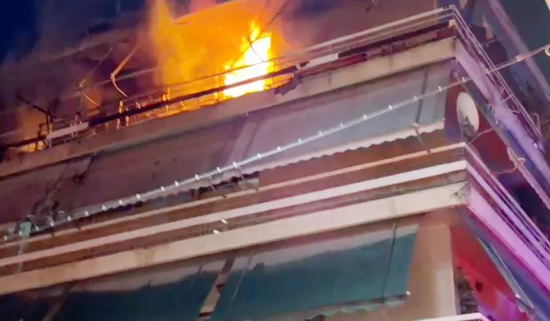 Κολωνός - Δύο νεκροί από πυρκαγιά σε διαμέρισμα